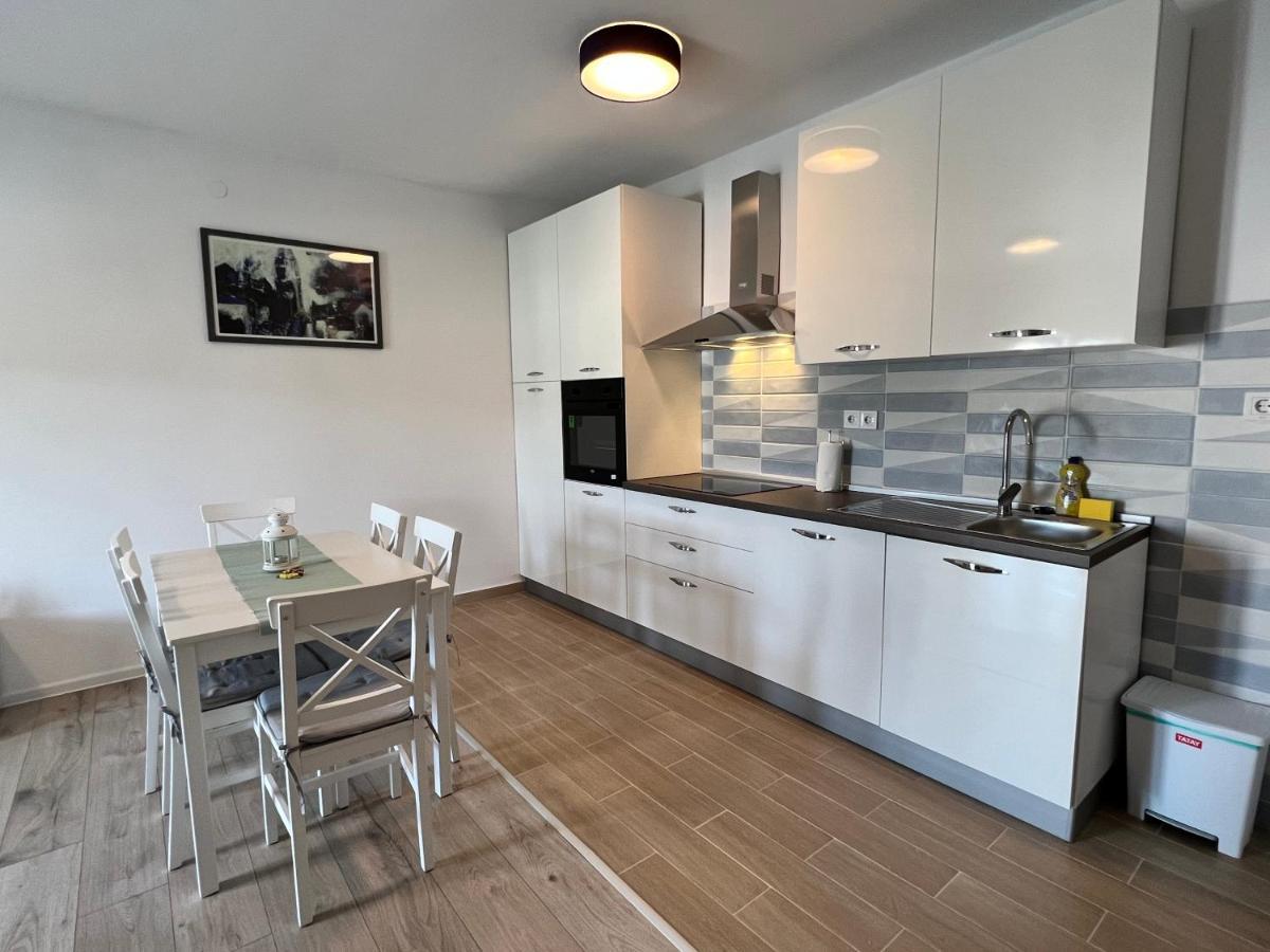 Kaala Apartments Supetarska Draga Bagian luar foto