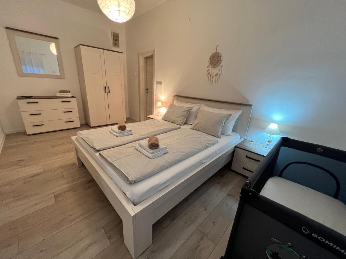 Kaala Apartments Supetarska Draga Bagian luar foto